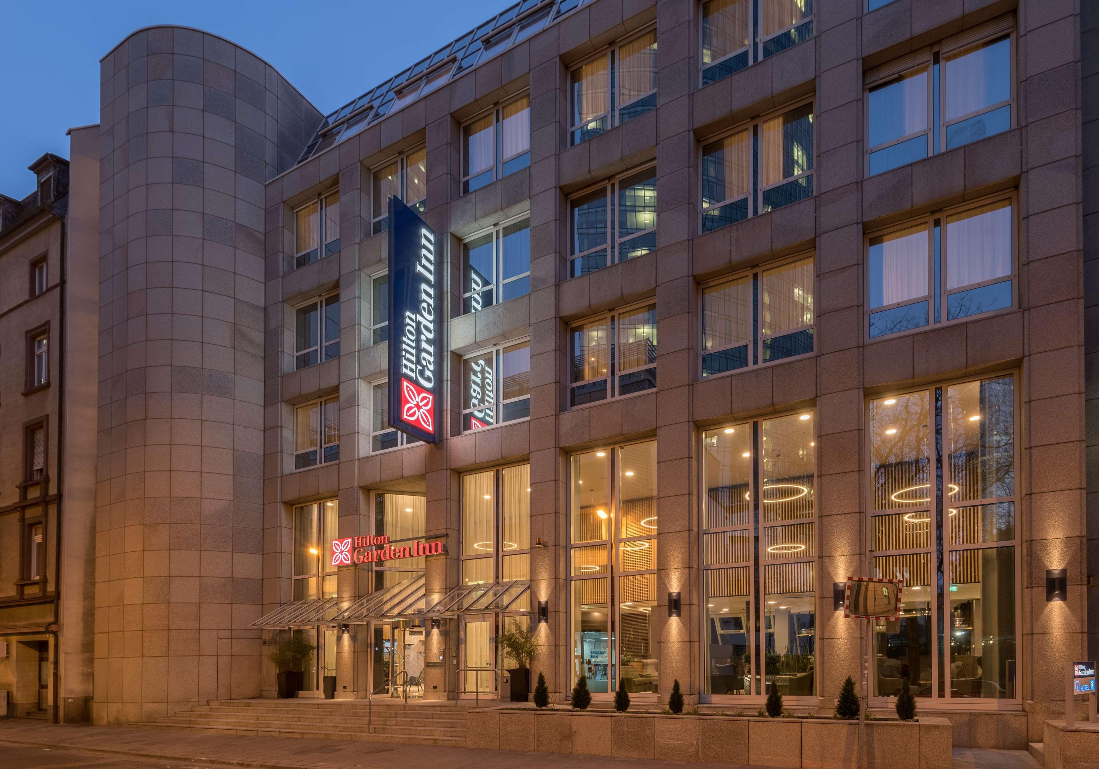 Hilton Garden Inn Frankfurt City Centre Frankfurt pe Main Exterior foto