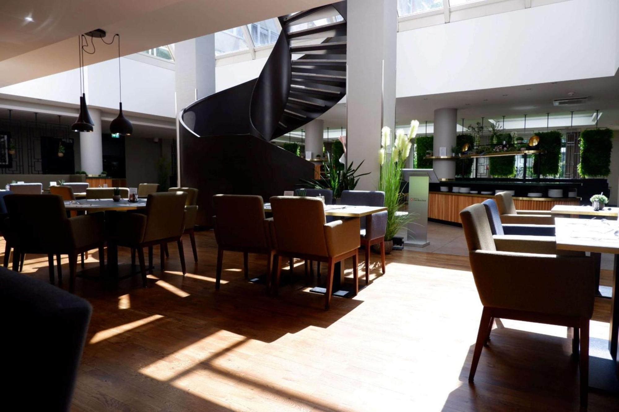 Hilton Garden Inn Frankfurt City Centre Frankfurt pe Main Exterior foto