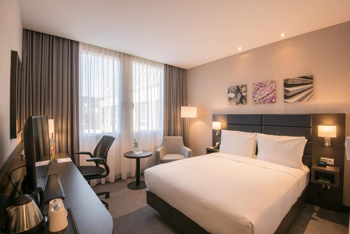 Hilton Garden Inn Frankfurt City Centre Frankfurt pe Main Exterior foto